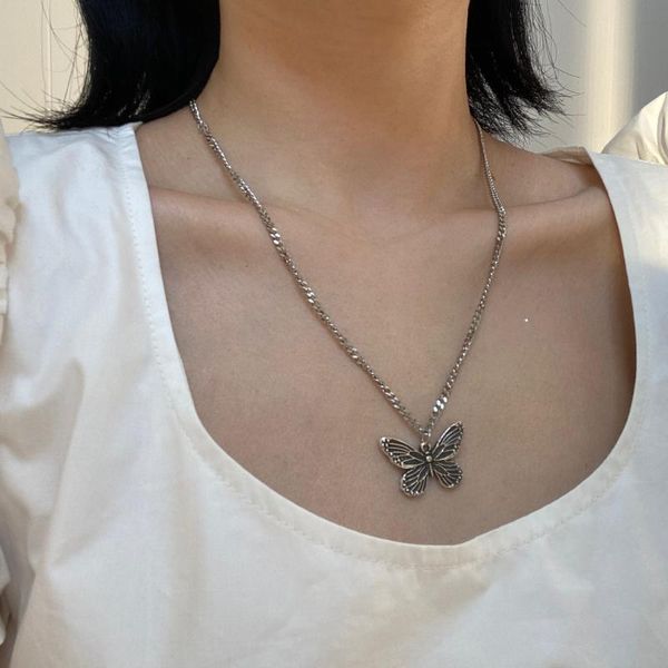 pendant necklaces kpop fashion vintage butterfly chain necklace animal shape jewelry for women charm statement bijoux gifts, Silver
pendant necklaces kpop fashion vintage butterfly chain necklace animal shape jewelry for women charm statement bijoux gifts, Silver