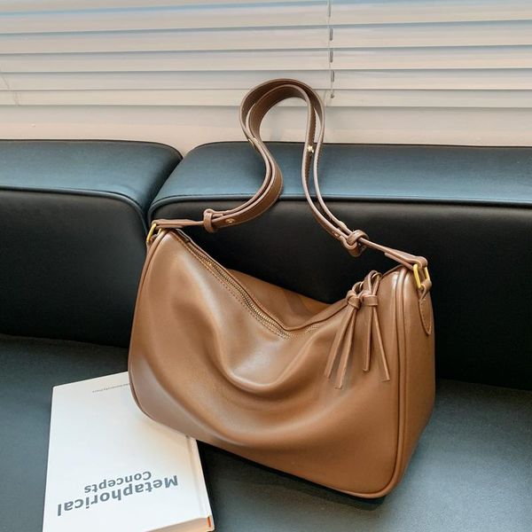 evening bags women single shoulder soft leather solid color hobos vintage french design purse clutches
evening bags women single shoulder soft leather solid color hobos vintage french design purse clutches