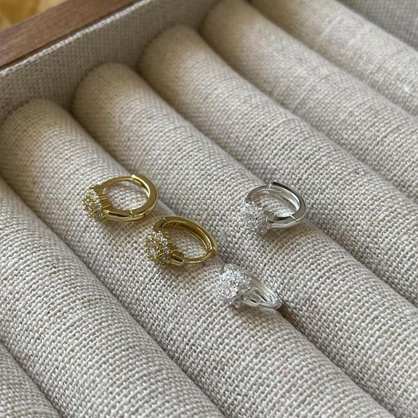 hoop & huggie small 100% authentic 925 sterling silver prong cz 4a+ round ear earrings piercing fine jewelry c-c804, Golden;silver
hoop & huggie small 100% authentic 925 sterling silver prong cz 4a+ round ear earrings piercing fine jewelry c-c804, Golden;silver