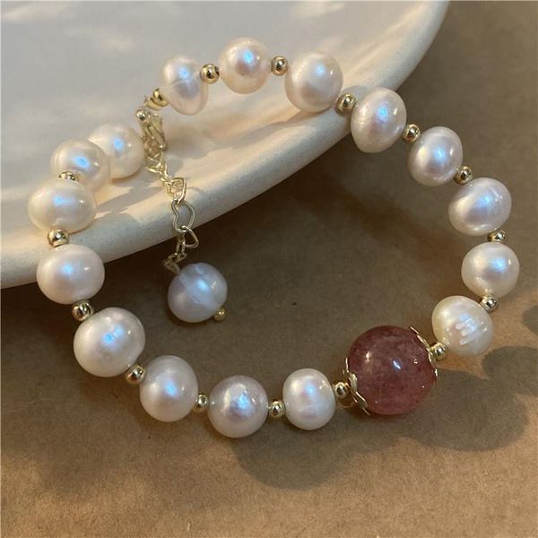 french style design pigeon blood strawberry bracelet natural fresh water pearls chain bracelets for women accesorios mujer 2021 charm, Golden;silver
french style design pigeon blood strawberry bracelet natural fresh water pearls chain bracelets for women accesorios mujer 2021 charm, Golden;silver