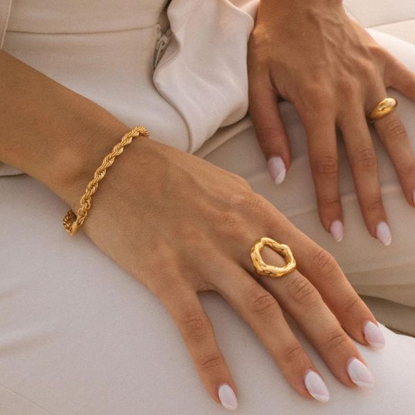 link, chain aensoa thick twisted cable bracelets gold color chunky rope bangle for women vintage bracelet 2021 wrist jewelry, Black
link, chain aensoa thick twisted cable bracelets gold color chunky rope bangle for women vintage bracelet 2021 wrist jewelry, Black