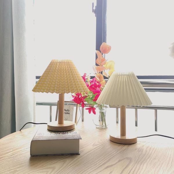 xianfan japanese soiled base with cloth pleat vintage lampshade table lamp for bedroom home furnishing decoration light lamps
xianfan japanese soiled base with cloth pleat vintage lampshade table lamp for bedroom home furnishing decoration light lamps