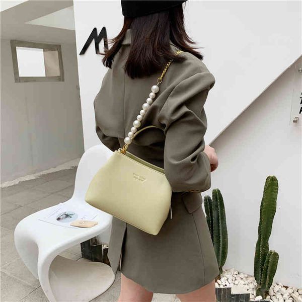 pearl chain bucket small bag women's 2021 fashion soft leather messenger simple one shoulder hand, Black;red
pearl chain bucket small bag women's 2021 fashion soft leather messenger simple one shoulder hand, Black;red