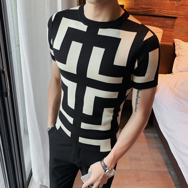 2022 spring and autumn new geometric knitted men's short-sleeved t-shirt color matching large size casual british style bottoming shirt, White;black
2022 spring and autumn new geometric knitted men's short-sleeved t-shirt color matching large size casual british style bottoming shirt, White;black