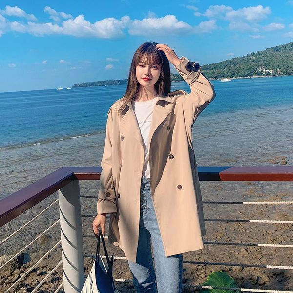 women's trench coats spring autumn female coat fashion simple wild korean version loose casual mid-length windbreak, Tan;black
women's trench coats spring autumn female coat fashion simple wild korean version loose casual mid-length windbreak, Tan;black