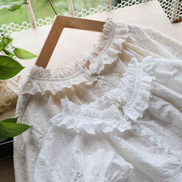 women's blouses & shirts lamtrip japanese style mori embroidery ruffles o-neck long sleeve shirt cotton blouse 2021 spring u2ml, White
women's blouses & shirts lamtrip japanese style mori embroidery ruffles o-neck long sleeve shirt cotton blouse 2021 spring u2ml, White