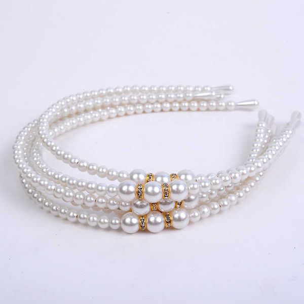 south korean new pearl hairpin, beaded imitation pearl head, buckle, hoop, inlaid with diamond, pearl hairpin, pushing gift hair accessories, Slivery;white
south korean new pearl hairpin, beaded imitation pearl head, buckle, hoop, inlaid with diamond, pearl hairpin, pushing gift hair accessories, Slivery;white