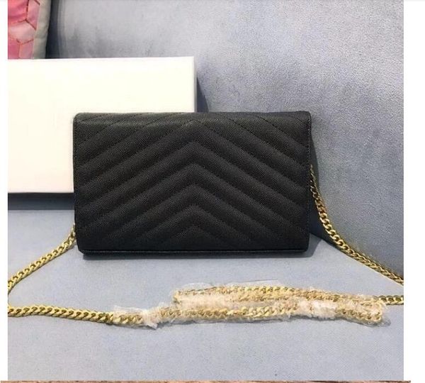 2021 wholesale women's genuine leather chain evening bags fashion handbag long envelope style letter decorate great quality with box
2021 wholesale women's genuine leather chain evening bags fashion handbag long envelope style letter decorate great quality with box