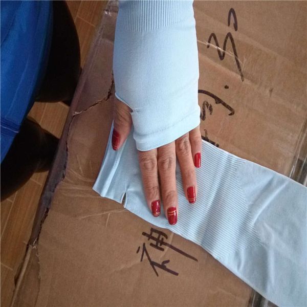 ice silk sleeves outdoor men's and women's ice silk sunscreen sleeve taobao products five colors
ice silk sleeves outdoor men's and women's ice silk sunscreen sleeve taobao products five colors