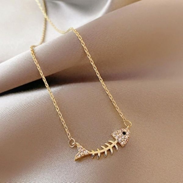 pendant necklaces cute fashion fishbone necklace clavicle chainsimple design fish rhinestone for girl friend student gift, Silver
pendant necklaces cute fashion fishbone necklace clavicle chainsimple design fish rhinestone for girl friend student gift, Silver