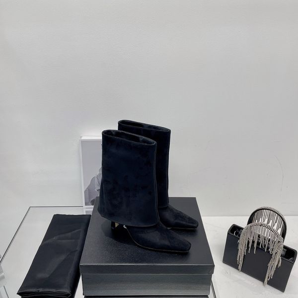 autumn and winter latest style boots high-end leather fashion leisure bootss featuring style temperament ladies' high-heeled shoes size, Black
autumn and winter latest style boots high-end leather fashion leisure bootss featuring style temperament ladies' high-heeled shoes size, Black