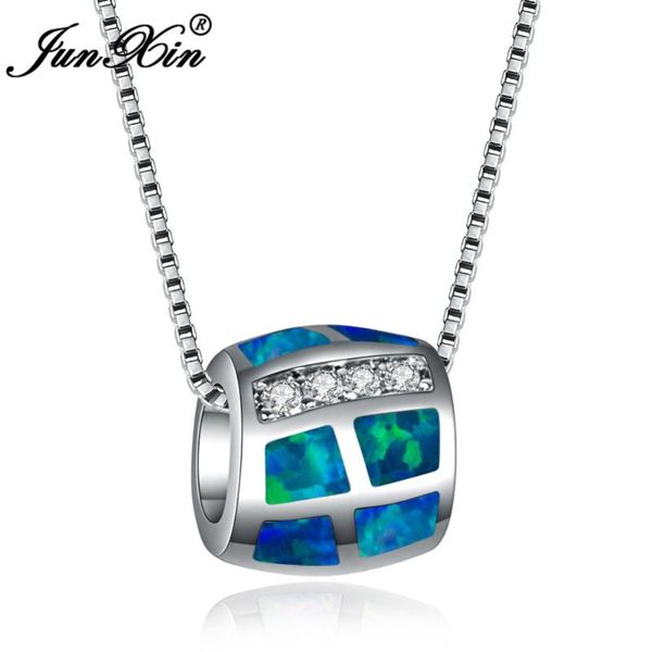 pendant necklaces 2021 style blue white fire opal for women fashion silver color jewelry round zircon choker necklace gifts 
pendant necklaces 2021 style blue white fire opal for women fashion silver color jewelry round zircon choker necklace gifts