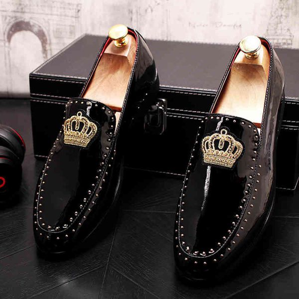 dress shoes designer men black white crown embroidery rivet oxfords casual homecoming wedding prom sapato social zapatos b5j9
dress shoes designer men black white crown embroidery rivet oxfords casual homecoming wedding prom sapato social zapatos b5j9