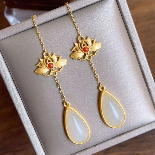 natural hetian white jade water drop shape unique ancient gold craft earrings chinese style retro minority women's brand jewelry dangle, Silver
natural hetian white jade water drop shape unique ancient gold craft earrings chinese style retro minority women's brand jewelry dangle, Silver