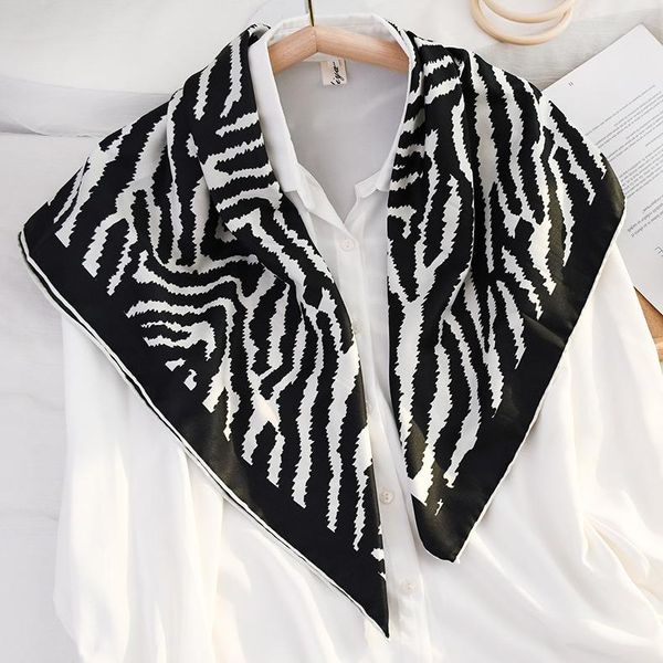 bow ties woman 2021 shirt fake collars shawl vintage printed detachable collar blouse ladies shoulder wrap scarf false, Black;gray
bow ties woman 2021 shirt fake collars shawl vintage printed detachable collar blouse ladies shoulder wrap scarf false, Black;gray