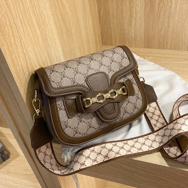 luxury handbags zuo xingjia small summer 2021 new fashion women's messenger bag saddle bag minority versatile old flower single shoulde
luxury handbags zuo xingjia small summer 2021 new fashion women's messenger bag saddle bag minority versatile old flower single shoulde