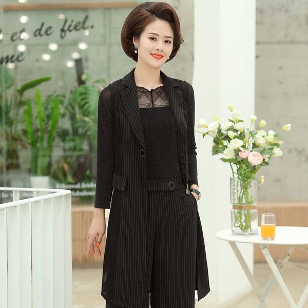 short spring of mother three-aged elegant middle-aged ladies'garment trench coat plus female size set kn038 03vj, White;black
short spring of mother three-aged elegant middle-aged ladies'garment trench coat plus female size set kn038 03vj, White;black