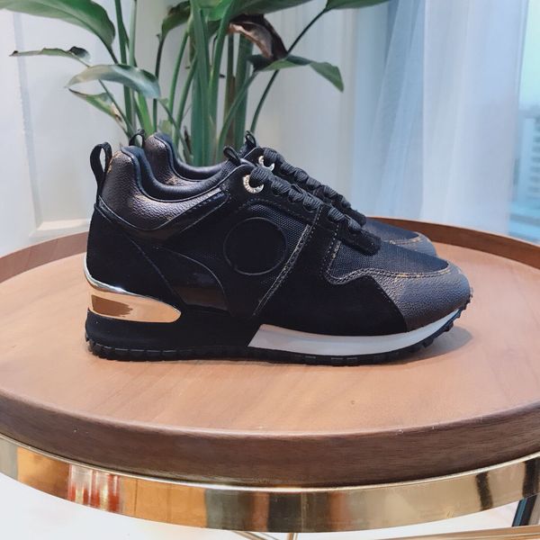 2021 designer sneakers men's and women's luxury casual shoes retro hit color couple sports shoe frosted leather mens run310a, Black;red
2021 designer sneakers men's and women's luxury casual shoes retro hit color couple sports shoe frosted leather mens run310a, Black;red