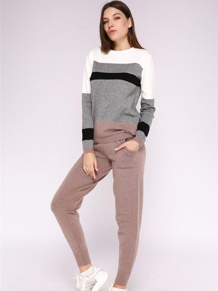 two piece dress mooirue winter 2021 female knitted customs sets vintage streetwear striped o-neck pullovers + long pants warm women sweater, White
two piece dress mooirue winter 2021 female knitted customs sets vintage streetwear striped o-neck pullovers + long pants warm women sweater, White