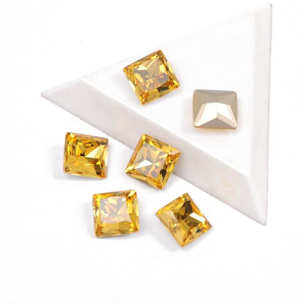 ctpa3bl 8mm 10mm 12mm glass crystal lt. z color princess square shape pointback rhinestone for nail art decorations, Silver;gold
ctpa3bl 8mm 10mm 12mm glass crystal lt. z color princess square shape pointback rhinestone for nail art decorations, Silver;gold