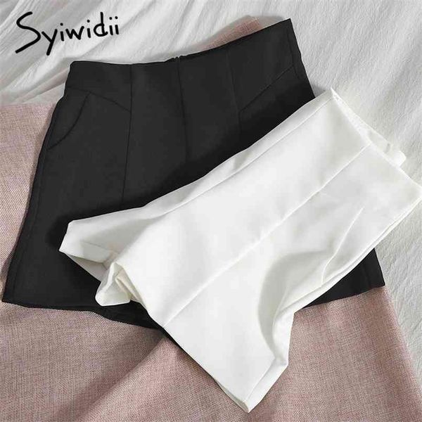 high waist women's shorts back zipper pockets casual loose solid black white pant spring summer korean fashion 210607, White;black
high waist women's shorts back zipper pockets casual loose solid black white pant spring summer korean fashion 210607, White;black