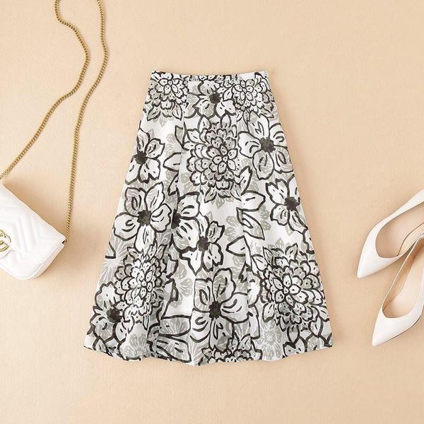skirts women 2021 spring autumn floral print skirt female high waist midi a-line ladies casual elegant bottoms chic faldas c761, Black
skirts women 2021 spring autumn floral print skirt female high waist midi a-line ladies casual elegant bottoms chic faldas c761, Black