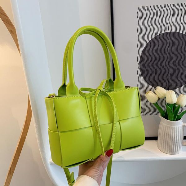 evening bags summer weave square shoulder messenger bag women 2021 fashion pu leather lady designer tote handbag
evening bags summer weave square shoulder messenger bag women 2021 fashion pu leather lady designer tote handbag