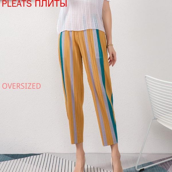 women's pants & capris miyake folds spring and summer casual all-match striped color matching high waist thin nine-point, Black;white
women's pants & capris miyake folds spring and summer casual all-match striped color matching high waist thin nine-point, Black;white