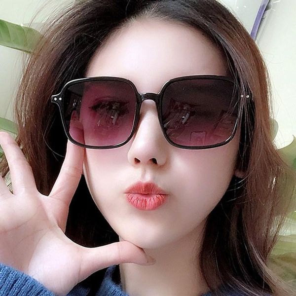 fashion luxury beige women sunglasses vintage black mirror plastic men anti-reflective glasses uv400, White;black
fashion luxury beige women sunglasses vintage black mirror plastic men anti-reflective glasses uv400, White;black