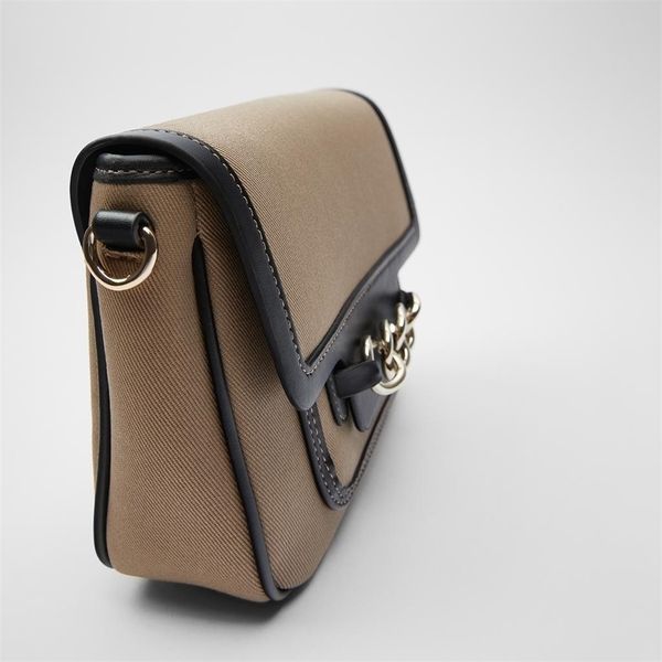 za women's 2021 new summer saddle color matching chain strap single shoulder messenger small square bag
za women's 2021 new summer saddle color matching chain strap single shoulder messenger small square bag