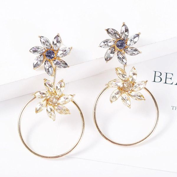 fashion crystal flower drop earrings for women trendy simple gold metal round big circle dangle earring wedding party jewelry & chandelier, Silver
fashion crystal flower drop earrings for women trendy simple gold metal round big circle dangle earring wedding party jewelry & chandelier, Silver