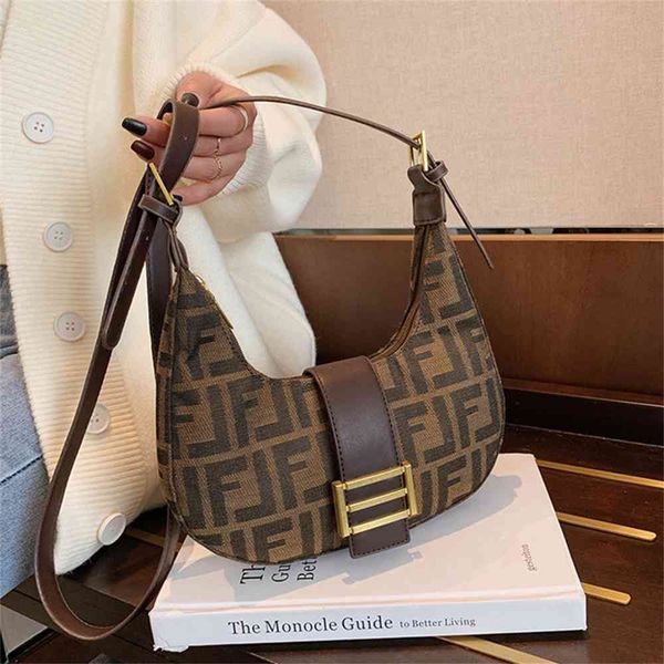 autumn underarm bag female new fashion stick canvas sling single shoulder messenger saddle purse black friday
autumn underarm bag female new fashion stick canvas sling single shoulder messenger saddle purse black friday