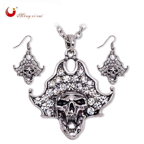 earrings & necklace fashion jewelry set skeleton and sets for women halloween gift gold silver plated classic skull t1578
earrings & necklace fashion jewelry set skeleton and sets for women halloween gift gold silver plated classic skull t1578