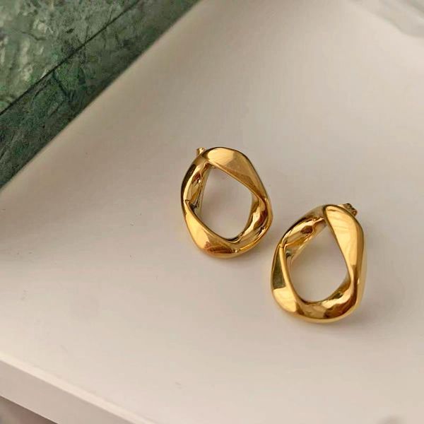 stud 2021 fashion simple temperament irregular o-shaped earrings female high-end sense tide titanium steel not fade, Golden;silver
stud 2021 fashion simple temperament irregular o-shaped earrings female high-end sense tide titanium steel not fade, Golden;silver