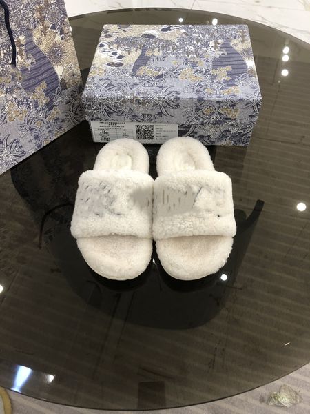 beach slippers classic flat heel summer lazy designer fashion cartoon big head flops leather lady slides women shoes l bath ladies sandals l, Black
beach slippers classic flat heel summer lazy designer fashion cartoon big head flops leather lady slides women shoes l bath ladies sandals l, Black