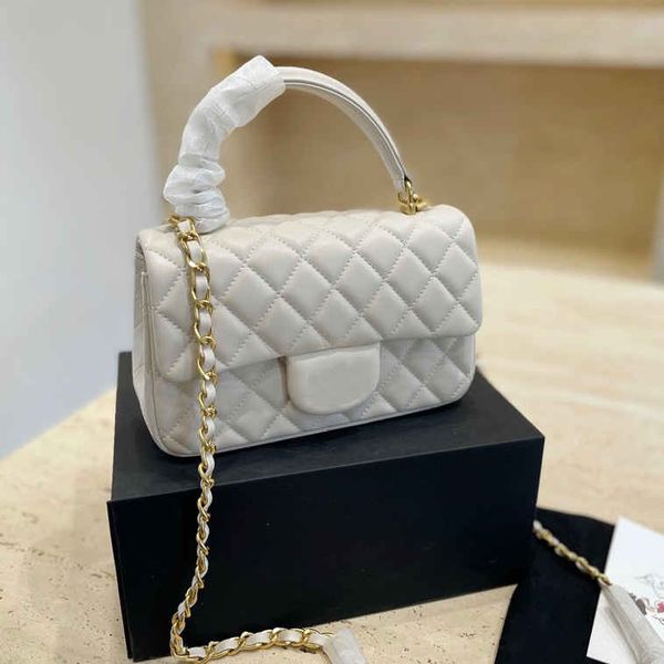 brand shoulder bags women handbags bag genuine leather lady fashion white totes wtih gold chain
brand shoulder bags women handbags bag genuine leather lady fashion white totes wtih gold chain