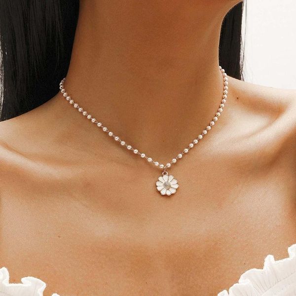 korean elegant small daisy flower pendant necklace for women bohemian white imitation pearl sunflower choker necklaces jewelry, Silver
korean elegant small daisy flower pendant necklace for women bohemian white imitation pearl sunflower choker necklaces jewelry, Silver