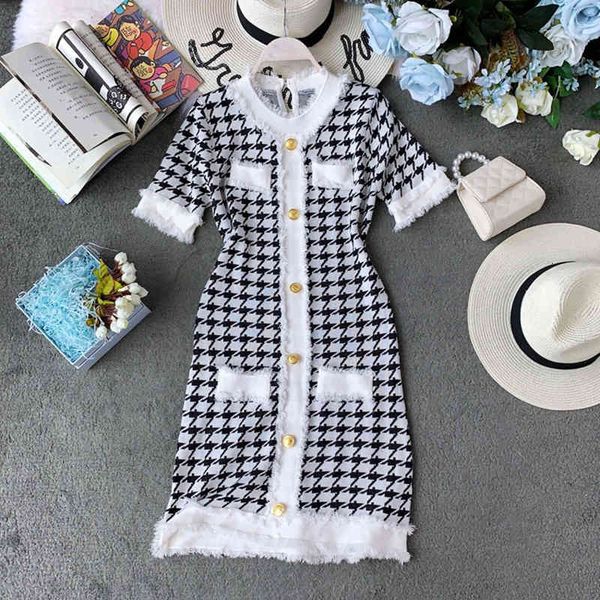 runway houndstooth designer dress in women's mesh vintage single sleeve breasted pockets nightgown mujer sn5y, Black;gray
runway houndstooth designer dress in women's mesh vintage single sleeve breasted pockets nightgown mujer sn5y, Black;gray
