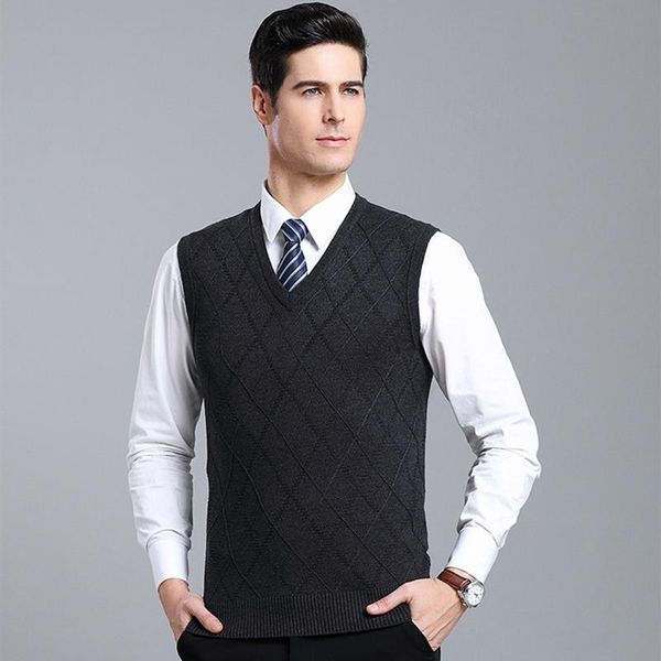men's vests ucak brand sweater men clothes streetwear wool v-neck vest autumn winter striped pull homme clothing u1109, Black;white
men's vests ucak brand sweater men clothes streetwear wool v-neck vest autumn winter striped pull homme clothing u1109, Black;white