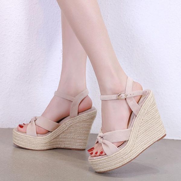 sandals summer korean fashion muffin rope woven slope heel waterproof table buckle with fish mouth female, Black
sandals summer korean fashion muffin rope woven slope heel waterproof table buckle with fish mouth female, Black