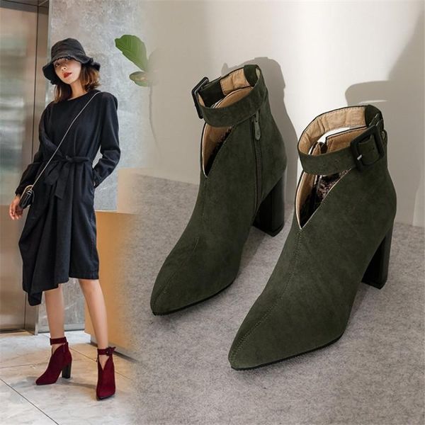 boots 2021 winter fashion casual women pumps warm ankle high heels snow shoes botas patent muje size 34-43, Black
boots 2021 winter fashion casual women pumps warm ankle high heels snow shoes botas patent muje size 34-43, Black
