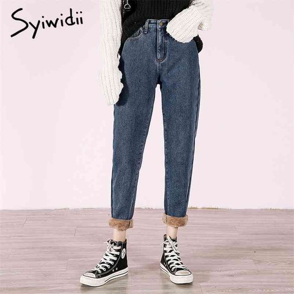 fleece jeans woman plus size high waist mom jeans boyfriend jeans for women velvet harem pants winter clothing gray blue denim 210322
fleece jeans woman plus size high waist mom jeans boyfriend jeans for women velvet harem pants winter clothing gray blue denim 210322