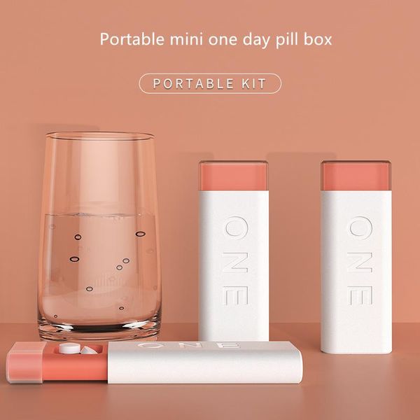 portable moisture-proof storage box japan style sealed and divided large-capacity box
portable moisture-proof storage box japan style sealed and divided large-capacity box