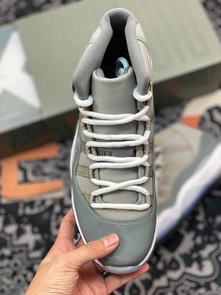 new authentic 11 cool grey boots shoes medium grey white real carbon fiber 11s concord 25th anniversary retro men sports sneakers box, Black
new authentic 11 cool grey boots shoes medium grey white real carbon fiber 11s concord 25th anniversary retro men sports sneakers box, Black