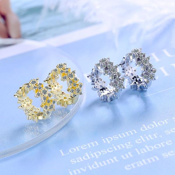 women's fashion lovely three flower hoop earrings pentagram crystal paved small huggies shiny earring piercing jewelry gifts & huggie, Golden;silver
women's fashion lovely three flower hoop earrings pentagram crystal paved small huggies shiny earring piercing jewelry gifts & huggie, Golden;silver