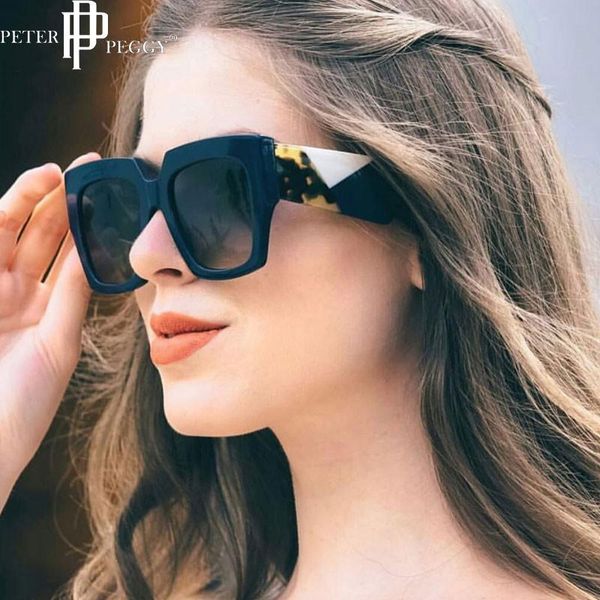 sunglasses oversized square women brand designer gradient sun glasses big frame female spectacle shades filter uv400, White;black
sunglasses oversized square women brand designer gradient sun glasses big frame female spectacle shades filter uv400, White;black