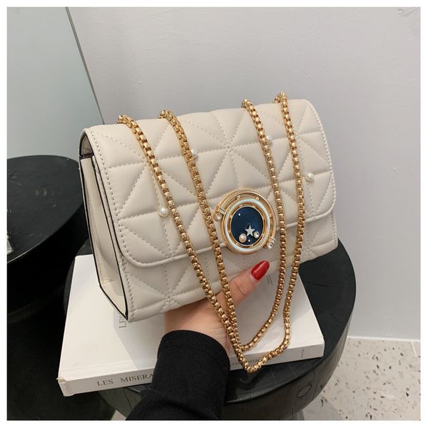 2021 new women's fashion design korean style small square bag texture rhombic lattice chain pu single shoulder messenger bag
2021 new women's fashion design korean style small square bag texture rhombic lattice chain pu single shoulder messenger bag