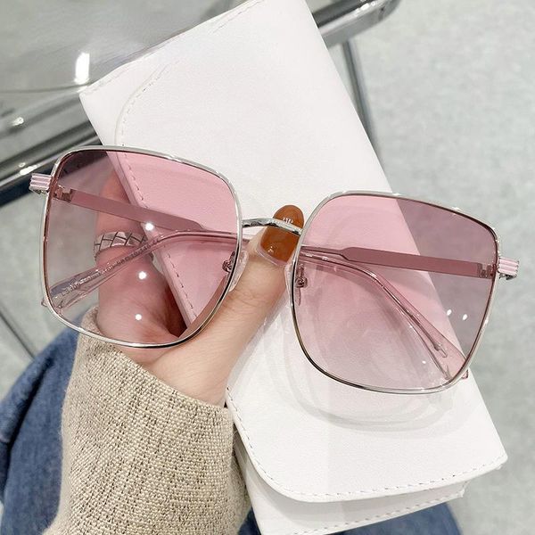 sunglasses women polarized oversized gradient designer sun glasses for fashion 2022 goggle uv400 vintage shades, White;black
sunglasses women polarized oversized gradient designer sun glasses for fashion 2022 goggle uv400 vintage shades, White;black