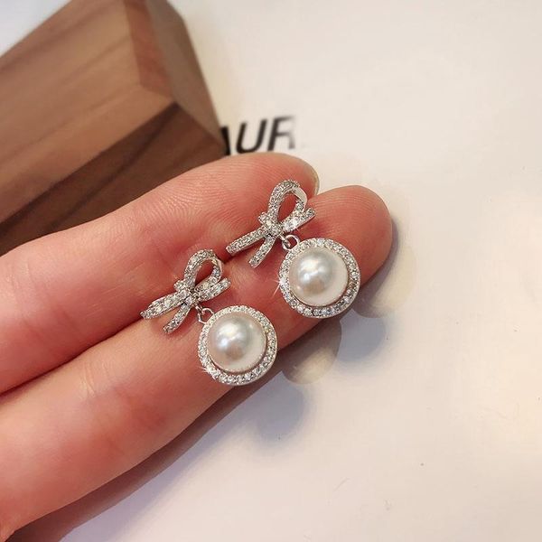 high-sense korean fashion temperament elegant zircon bow pearl dangle earrings for women girls party gift ss162 & chandelier, Silver
high-sense korean fashion temperament elegant zircon bow pearl dangle earrings for women girls party gift ss162 & chandelier, Silver