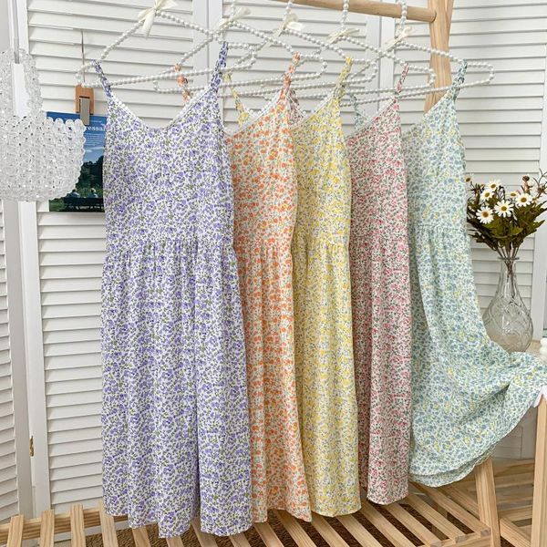 casual dresses women sweet floral dress 2021 summer vneck beach ladies elegant spaghetti strap boho long robe vestidos mujer, Black;gray
casual dresses women sweet floral dress 2021 summer vneck beach ladies elegant spaghetti strap boho long robe vestidos mujer, Black;gray